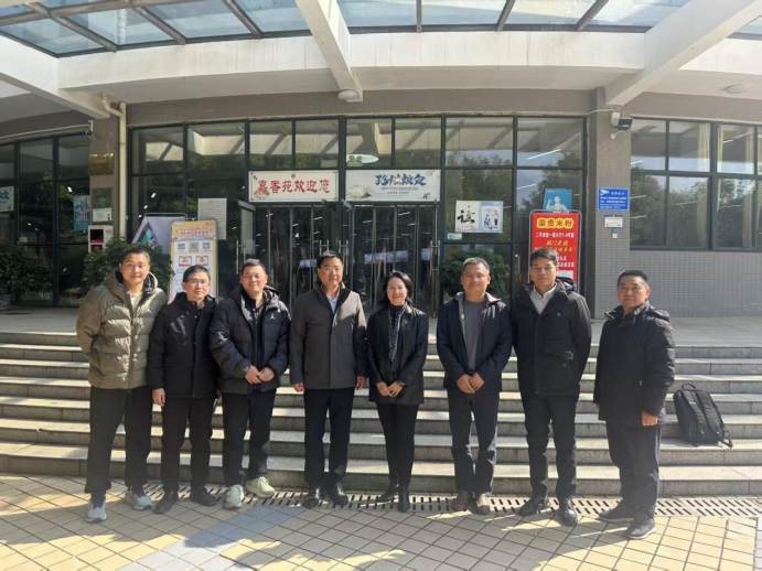 广西医科大学玉林校区后勤基建部来我校调研...